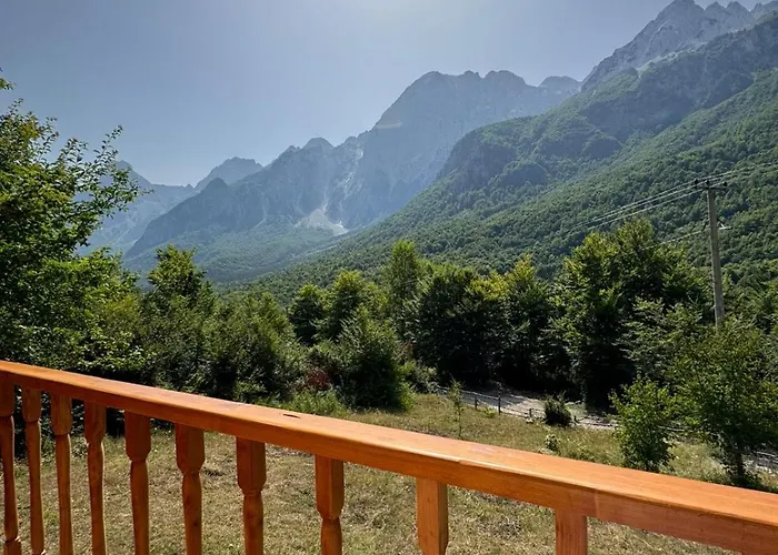 Leka Hotel *