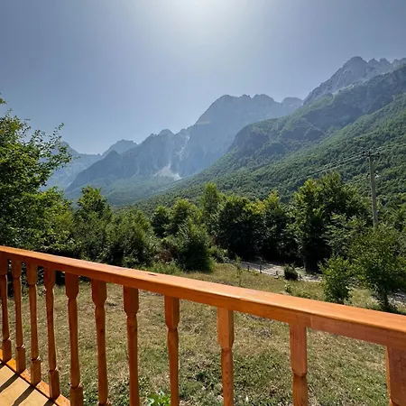 Leka Hotel *